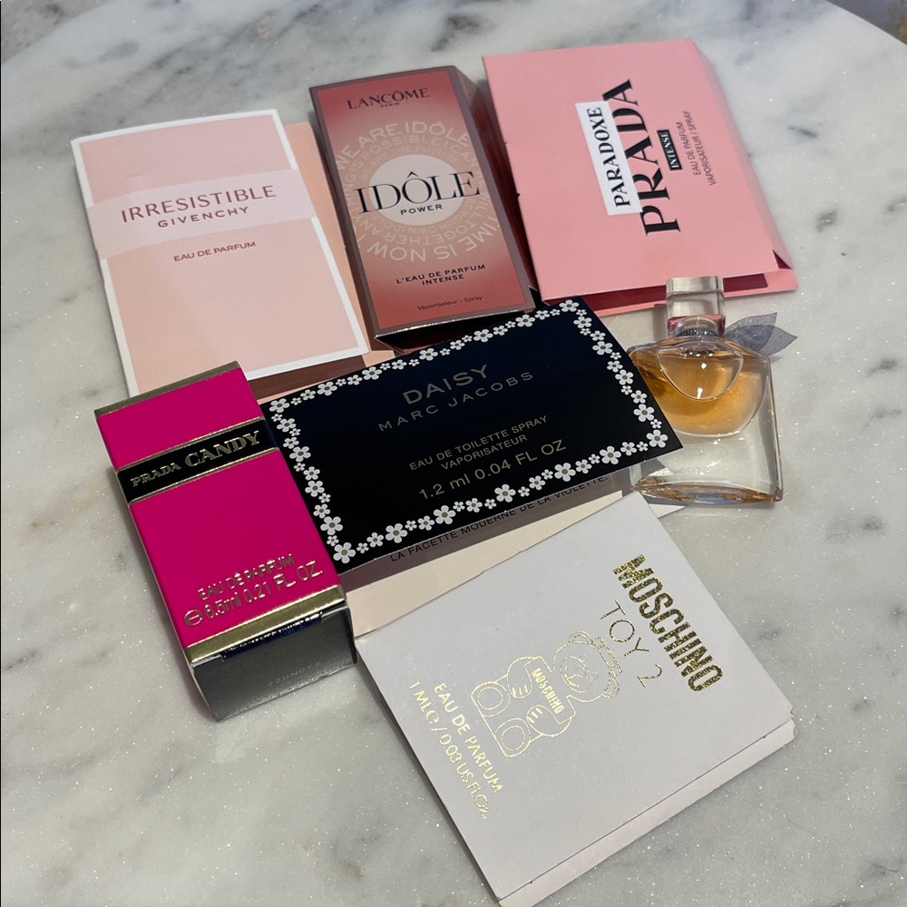 Christian Dior Lipstick set +  Fragrance Collection with Dark Blue  pouch ❤️🎁🥰 - Picture 6 of 6